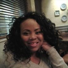 Roze_7450's profile picture. 