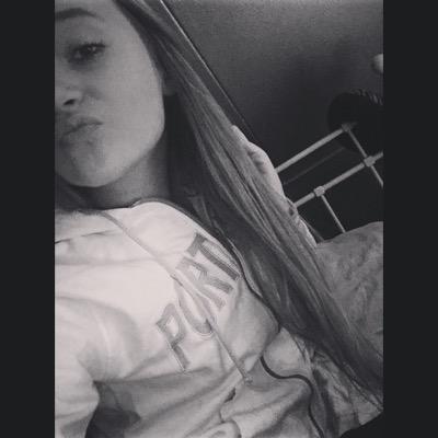 Wellant Westvliet 3B | 14 jaar | App? Vraag maar | Insta rebeccaa070x