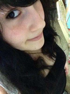 I don't judge i love everyone the way they are and I LOVE BANDS!!!=^.^= and I'm weird,and really fun!!!! xP and i freaking love video games!! kik:rain_wuvs_u