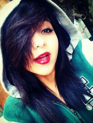 Maya_Noobs's profile picture. Te amarei de janeiro a janeiro #Livinho                                     Instagram :MAYA_NOOBS