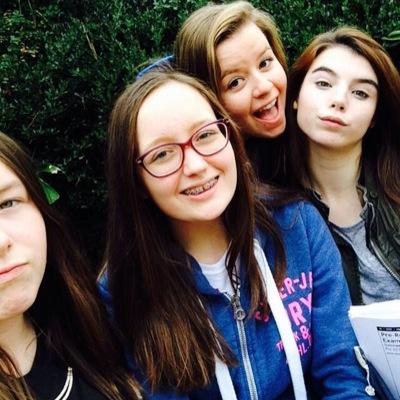 Lauramelville99's profile picture. 