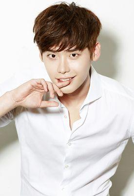 ~Lee Jong Squk ~ 이종석 ~ 14/09/89 ~Actor & Model ~ 187 cm & 63 kg ~ ♥♥ Do meu pequeno Ren ♥♥ ~ +18 ~ SoberRPBR ~
