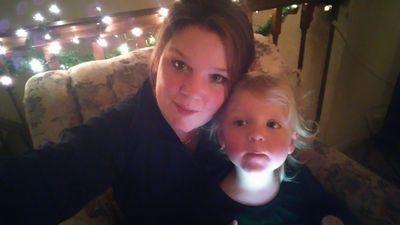 jessflutterby18's profile picture.