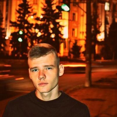 MrAndronik's profile picture. 