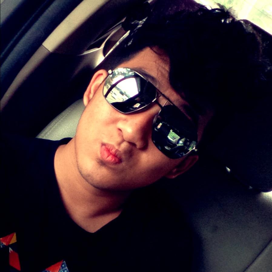 My name♥Danial Ikhwan 16 years old .. Kelantan Sport Schools .. Follow me ....̮ ‎​̴̴̴̴̴͡.̮Ơ̴͡ ☺kεƔ.