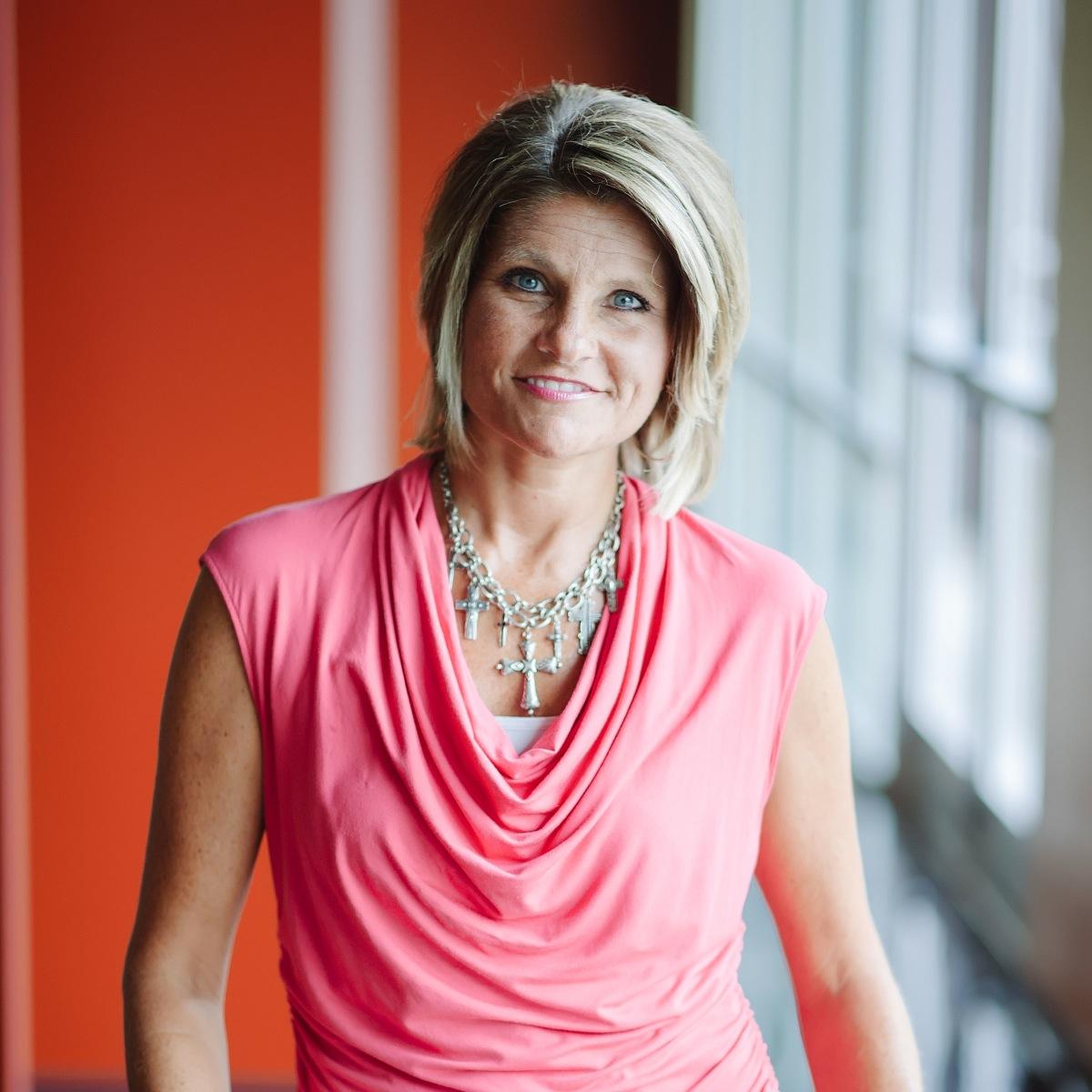 Christ follower, wife of @shawnlovejoy, mom of 3, https://t.co/LemxgFnvdQ
