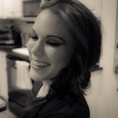 SarahNaomiS's profile picture. Personal trainer. Goofball. Artist. Tea drinker. Dog lover. Kickboxer. Music lover. Hooper for life.