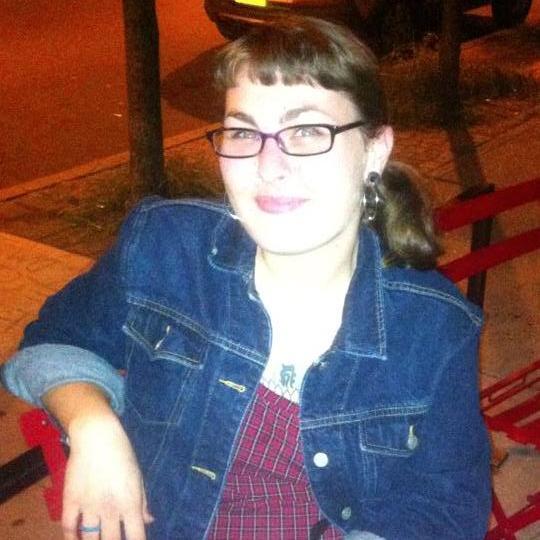 Tattooer, Printmaker, Zine maker (Versa Lady on IG), Vespa rider, truck driver and a good ole gal!