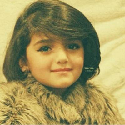 إن زاركَ الحزن الذي ينسيكَ أفراح الحياة 
 قم للصلاة مبادرًا إن السعادةِ في الصلاة .
      * الخااص مهمل *