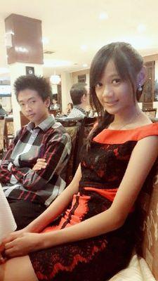 vy_yeni's profile picture. 