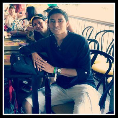 Contador Especializado en Revisoria Fiscal y Auditor Integral en Sistemas de Gestion de Calidad y Ambiental ISO 9001 y 14001.
