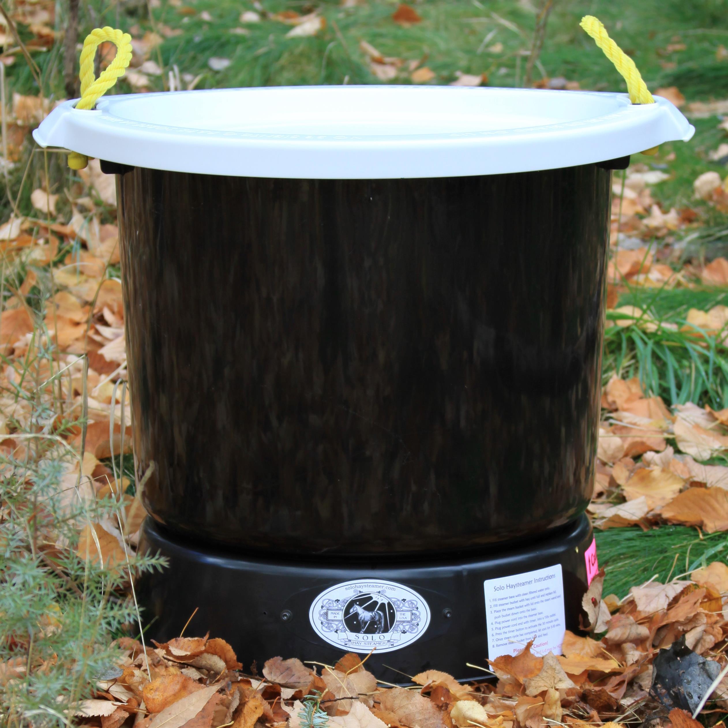 A Solo Haysteamer can help improve your #horses health. By simply reducing respiratory problems caused by Dust Mites, #Mold Spores, & Dust Particles. #MadeinUSA