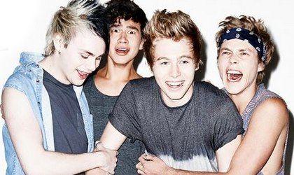 I love 5 seconds of summer x