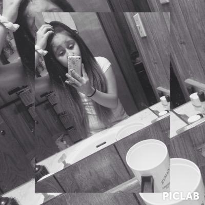 Instagram : _prettygirlkayy_ // Snapchat : kayla_capetillo // Kik : _kaylaa8 // #TeamCash // #Banker // #Mahomie