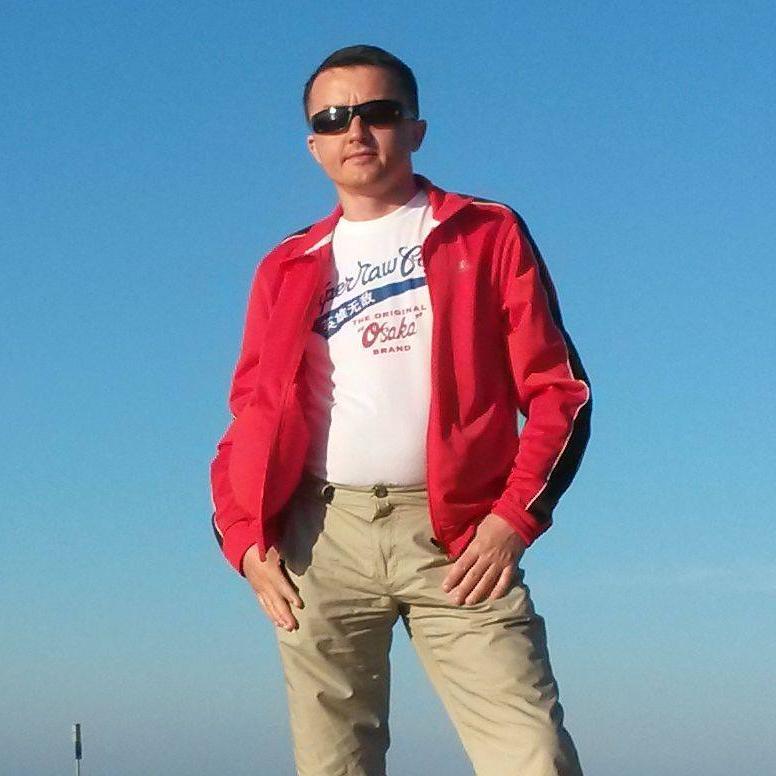 Robo2's profile picture. 