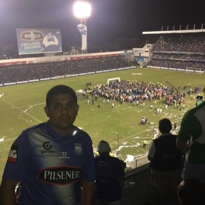 #Profesor de #Computación, #Física y #Matemáticas, #Asesor TIC´s, Internauta y Futbolista frustrado... lvelaste@hotmail.com