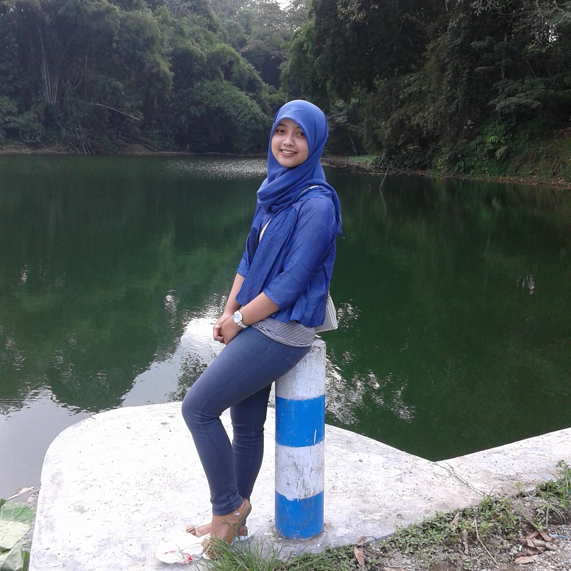 yoanindha adhena shinta || 1996 january 01 || simple || fun || follow my instagram 》 yoanindha_