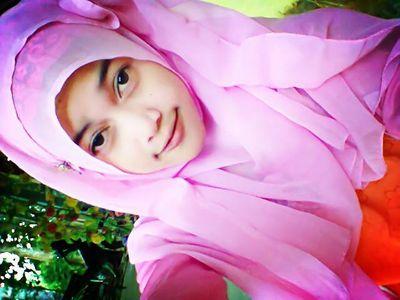 Ria_mie22's profile picture. ||3|| haris 3