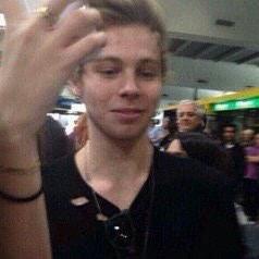 cthswear's profile picture. free follow cause i think u is cool - @clovercth