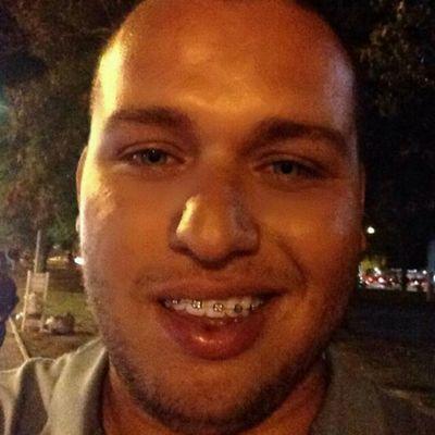 HReuell's profile picture. 