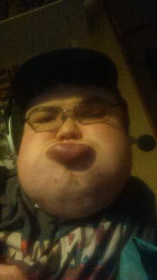 I am NfNf Pumba I play CoD Advanced Warfare and CoD Black Ops 2 some refer to me as green lantern ¤.