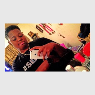 Neeeew Twitter . IG : @ P.LUGS ....