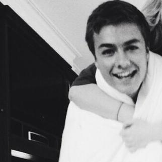 Moved here from Texas, Enjoys writing on down time, along with hanging with my friends. || GMW|| will RP with anyone