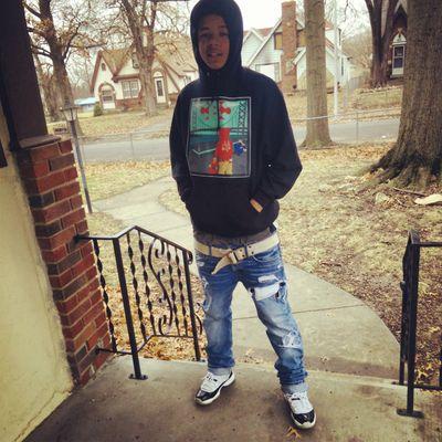 No Bio & Free M.O.B