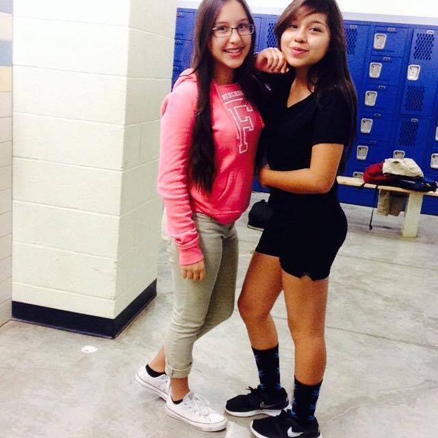 thatgirlmari_13's profile picture. Izaac ♔