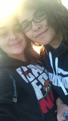 hi my names lexi and i like to party..5sos if my life and if you have a problem with that than dont follow me!! get it,got it,good!