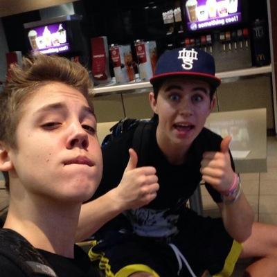 this was a free follow please follow @mattmypizza
