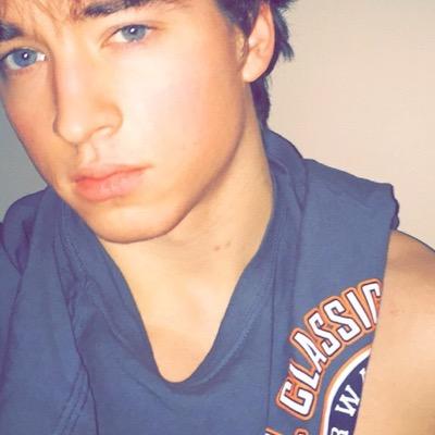 tweet @DigiTour #IWantDigi @TheRealPsanders #PsandersToDigi