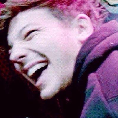 Go follow to @xharrysshine or unf.