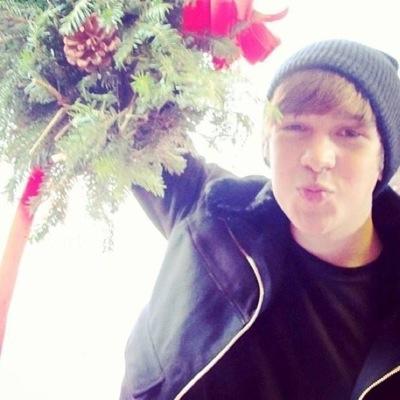 Princess Mahomie i'm Single @AustinC52096878 @AustinMahone is amazing love him and you love you guys so much supporting for him haters=blocked ❤