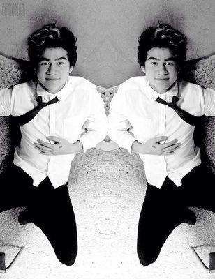 fuck me, fuck you, fuck them, fuck everyone, fuck this life, I just want a calum follow so fuck it