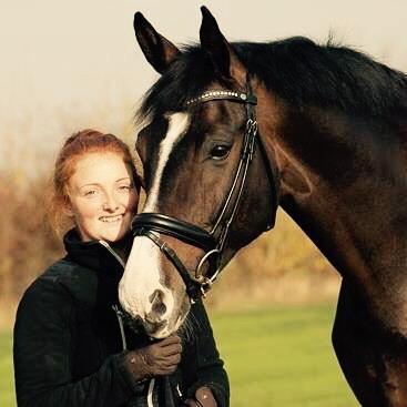 Buyer/Co Director of @royal_eq by day, dressage rider by night.