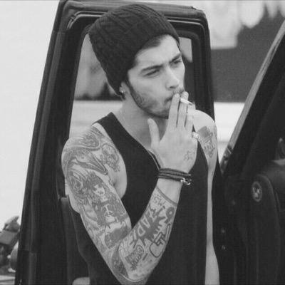 ☾ zayn is hotter than you ☽