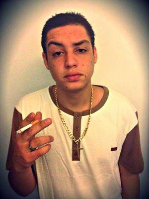 Tweets do Lucas Predella, integrante do  Costa Gold. Aqui é Costa Gold porra!  Contrate Costa Gold, email: contato@costagold.com