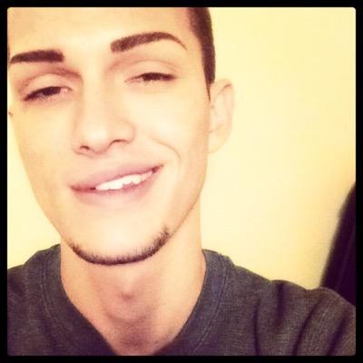 iiNate's profile picture. Nathan. Creator. Designer. Destroyer. Jeffree Star obssesed. Man Eater. Self-obsorbed. Follow your favorite diva! #XO