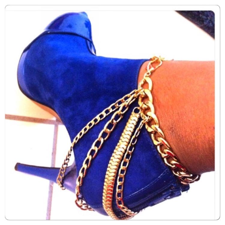 Candy's offers the latest trending affordable jewelry online to fit your budget