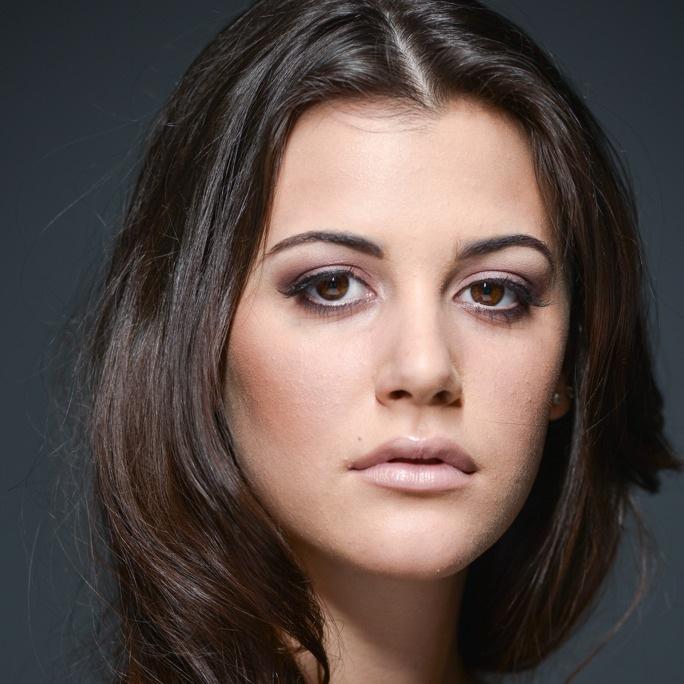 Follow my idol, new pop star, Sara Alina @SaraAlinaMusic http://t.co/XG0dnHB8i0 http://t.co/7zUeWkYoRF
I FOLLOW BACK