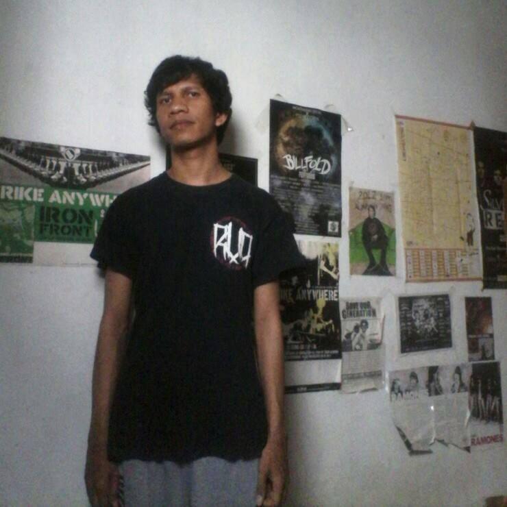 HeymBon's profile picture. @BercakAwS /Punk Rocker Since 2003/ PMA Since 2010/ https://t.co/wLVvHfUQms http://t.co/mPulNzbWqh…