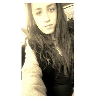 Jxsicaa's profile picture. -Just a small town girl, with big city dreams-