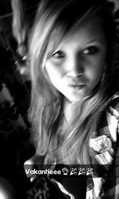 xxxdaphnesweet's profile picture. 16 jaar~ love for my friends~ houden van beste vriendinnetjes