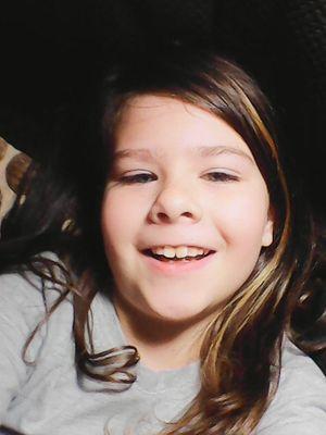 una_wells's profile picture. hey guys I am new so follow me