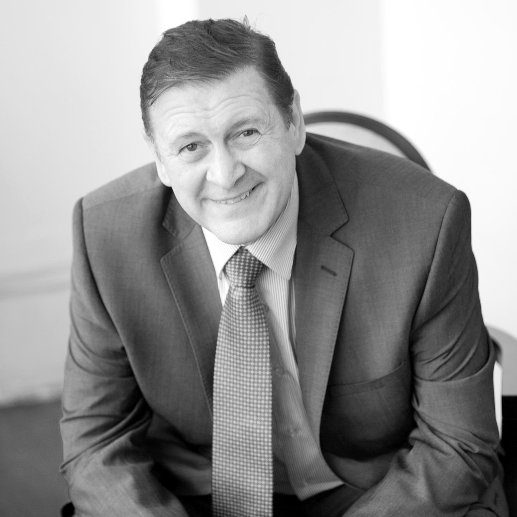 Greenwich London born Security Manpower, Systems Consultant and Exec Search specialist for the last 27 years-pleased to assist and advise.