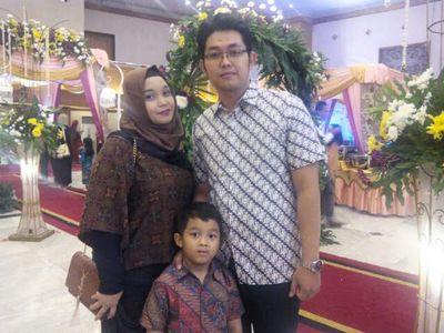 Mrs_hadipramono's profile picture. Happy to be Ardavan's mother ;)