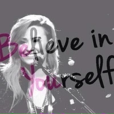 FREE FOLLOW from @InmaOfficial. So go and FOLLOW her. She follow back just ask :)