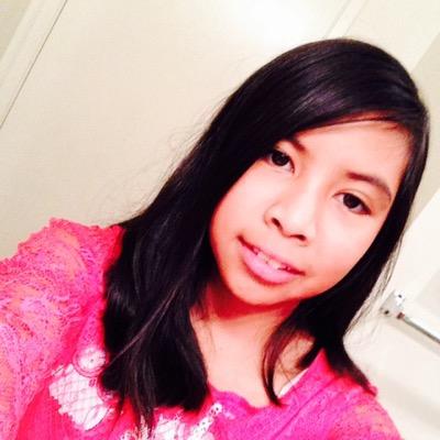 ElizabethShout's profile picture. 