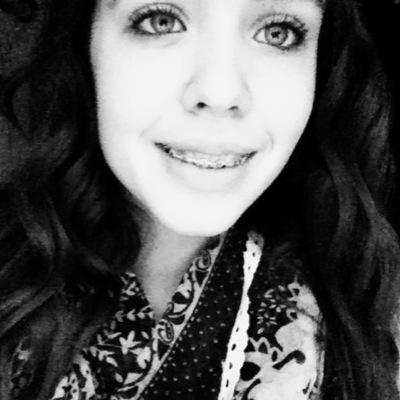 |Gods girl| country girl| Dale Jr fan girl| guitar| music is my escape|